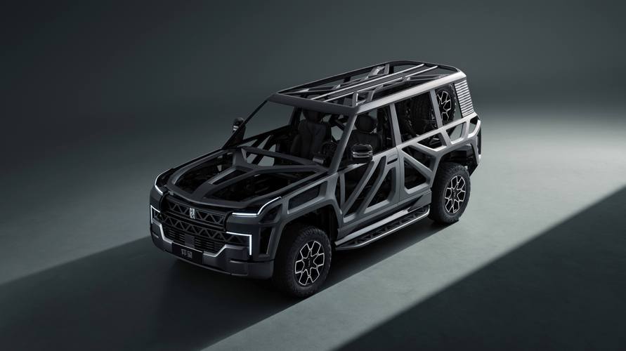 深圳218仰望U8硬派越野的科技魅力，国能汽车对传统燃油车市场的冲击